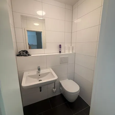 1zimmer-3personen - Gemeinschats-kueche - Gemeinschafts Bad Wc Apartment